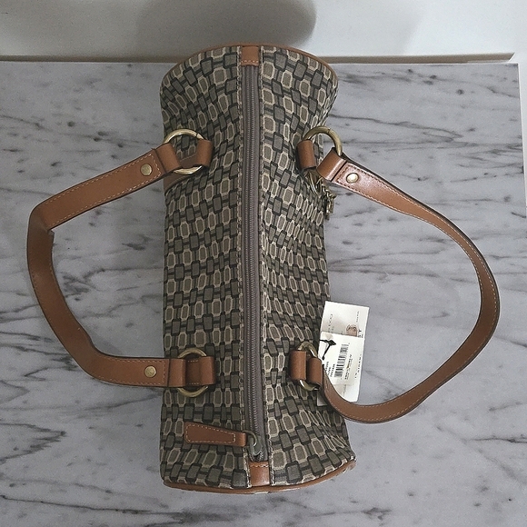 Nine West Barrel Purse - Picture 5 of 13